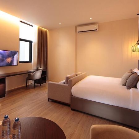 Bed and Breakfast Girasol Tagaytay City Esterno foto