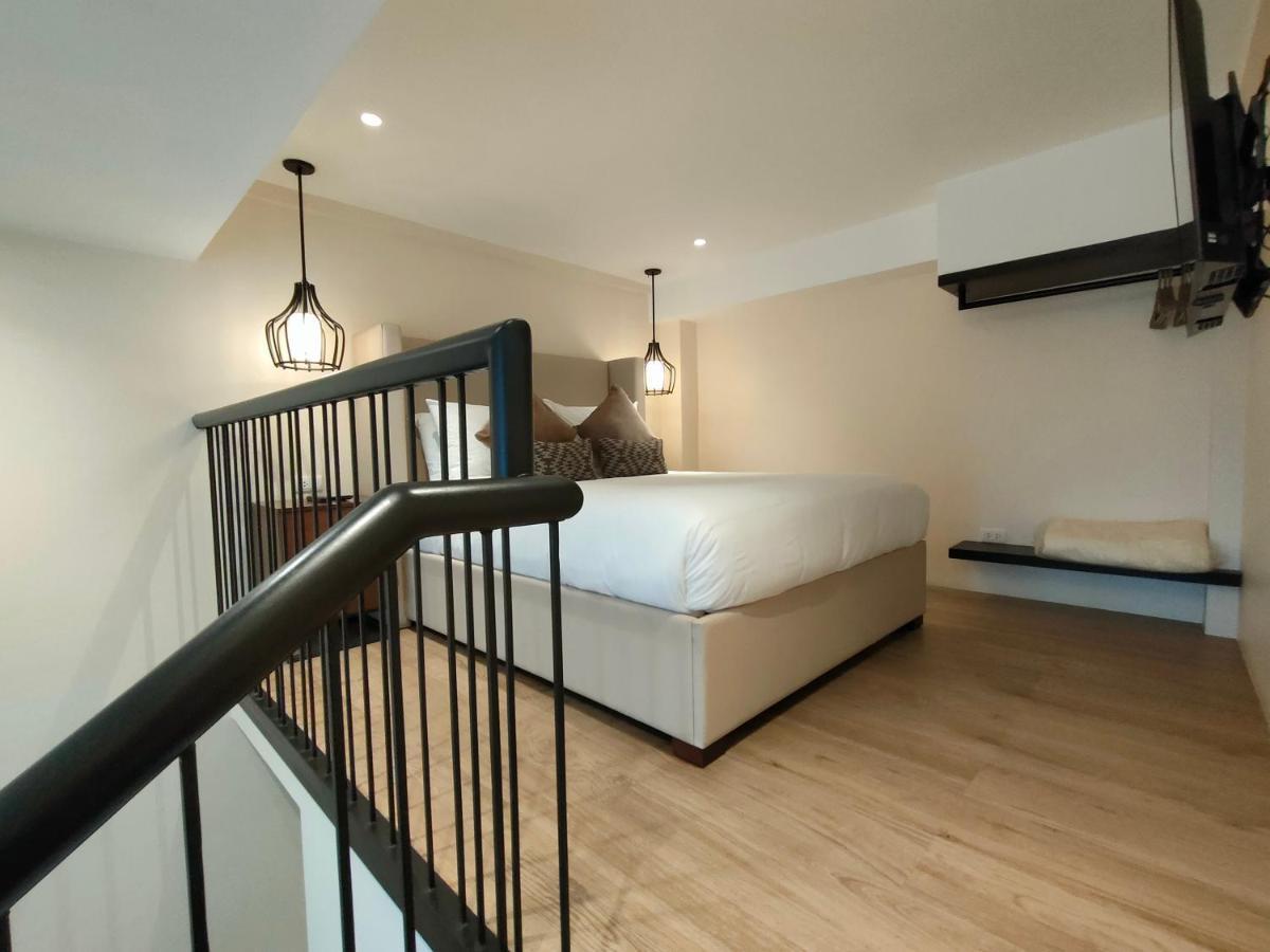 Bed and Breakfast Girasol Tagaytay City Esterno foto