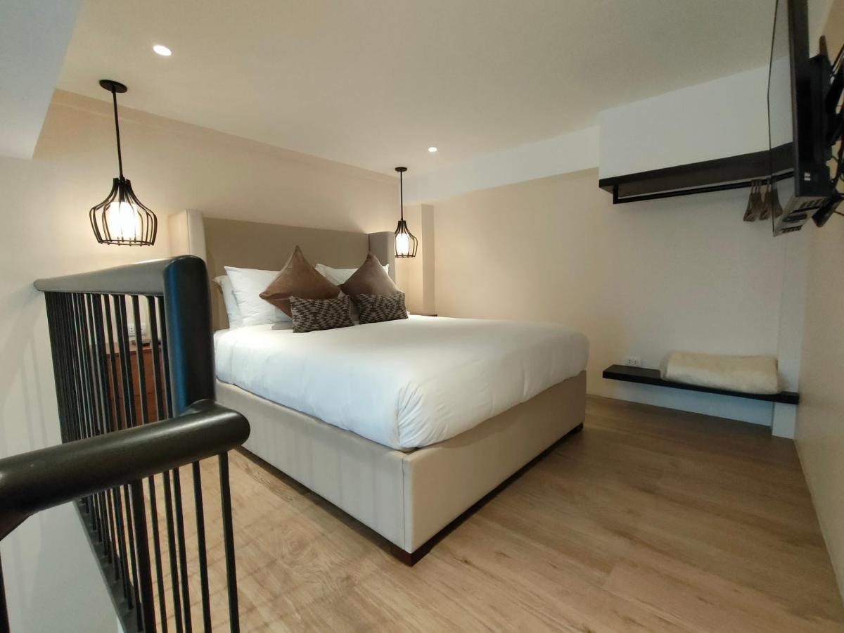 Bed and Breakfast Girasol Tagaytay City Esterno foto